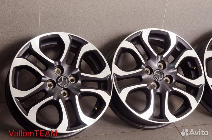 Лот KA6770 Оригинальные 16-е диски mazda