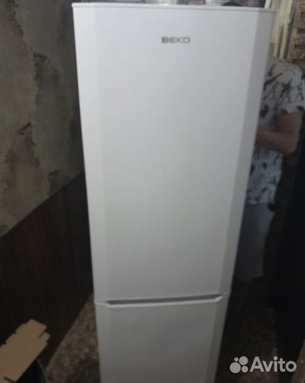 Холодильник бу beko