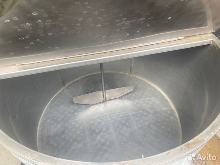 Танк охладитель молока бу