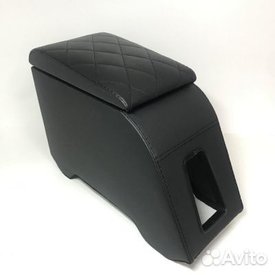 Бар Фольксваген Поло 2010- кожа черная (ромб)