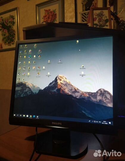 Монитор philips 17