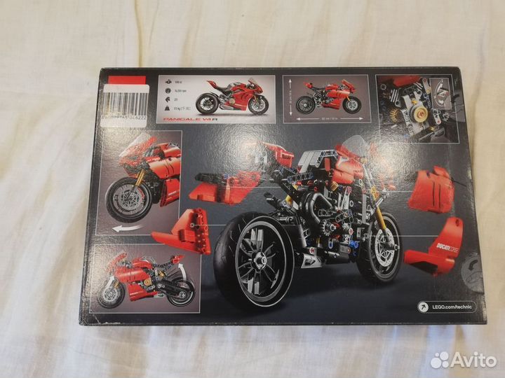 Lego technic 42107 Ducati Panigale V4 R