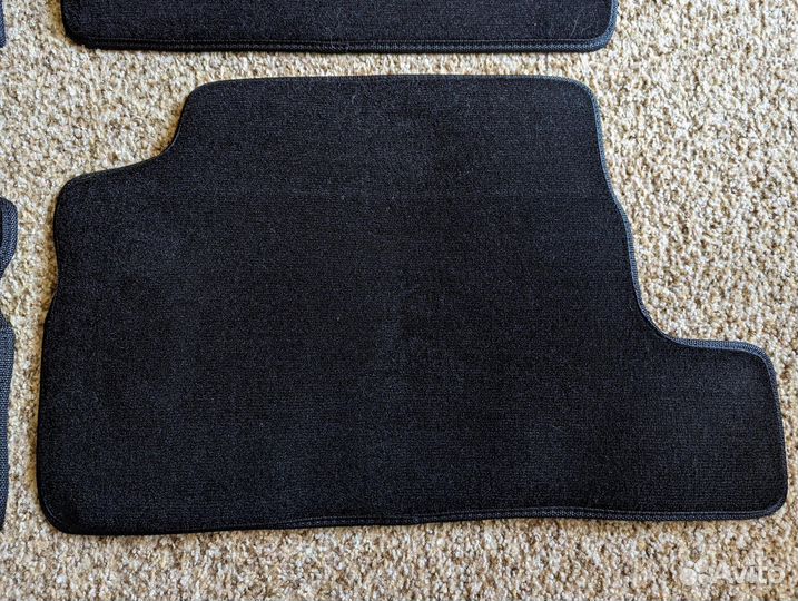 Ворсовые коврики для Toyota Auris