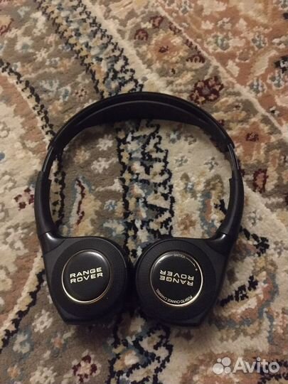 Наушники от Range Rover