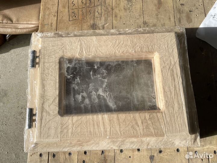 Деревянное окно для бани и сауны