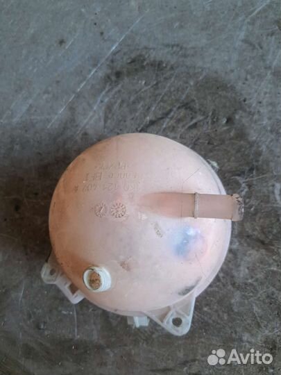 Расширительный бачок на Volkswagen Passat B6