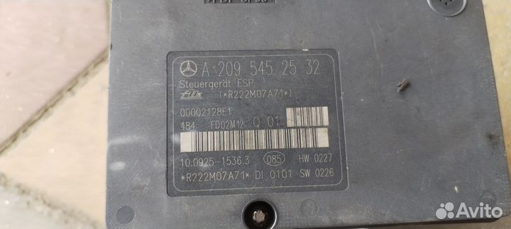 Блок abs mercedes w203