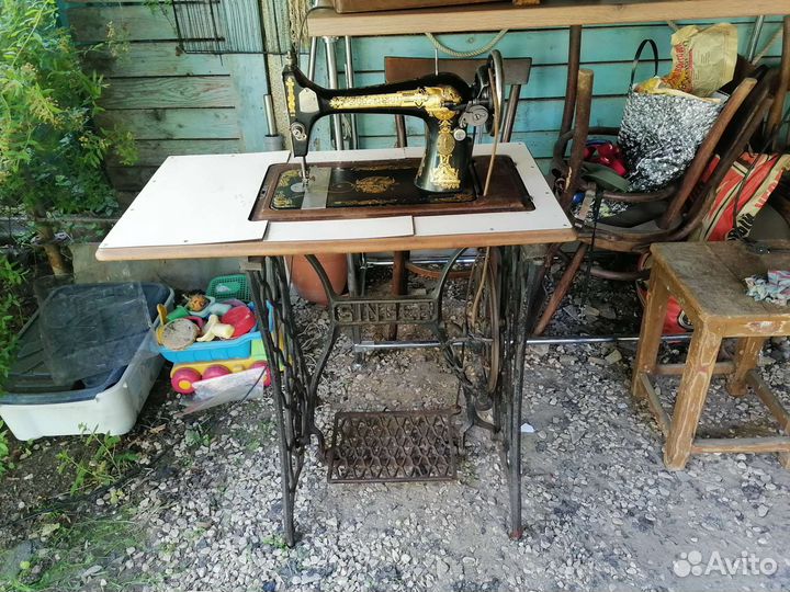 Швейная машинка зингер антикварная