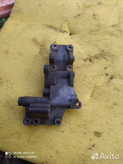 Кронштейн генератора Dodge Jeep Mitsubishi