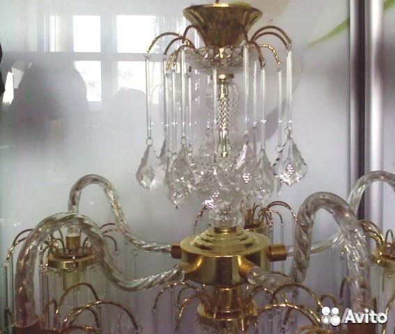 Люстра на три рожка + центральная