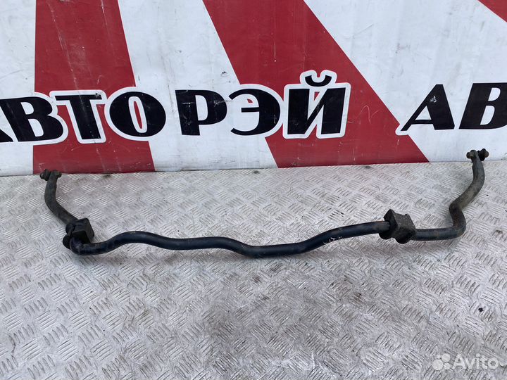 Стабилизатор передний Mercedes Vito 638