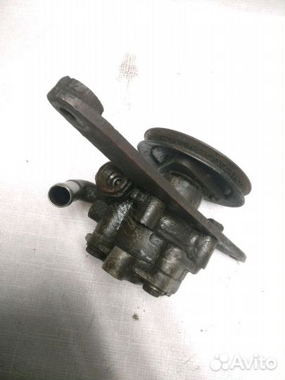 Насос гур Пассат Б3