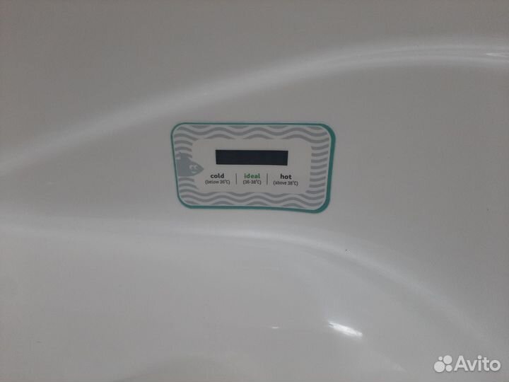 Ванночка для купания с горкой