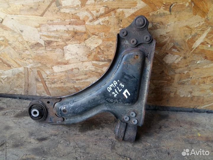 Рычаг передний правый Opel Meriva A 2003-2010