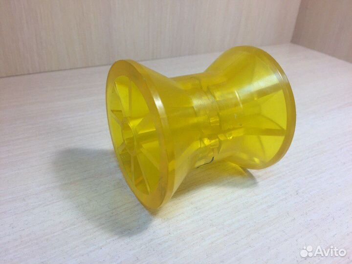 Ролик носовой прицепа L74, D73/50/14,5 мм PVC жёлт