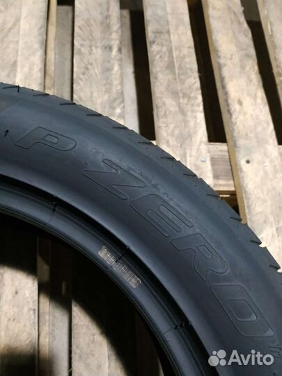 Pirelli P Zero 245/50 R18 100Y