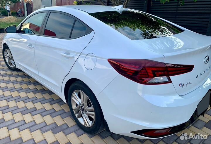 Hyundai Elantra 2.0 AT, 2019, 50 000 км