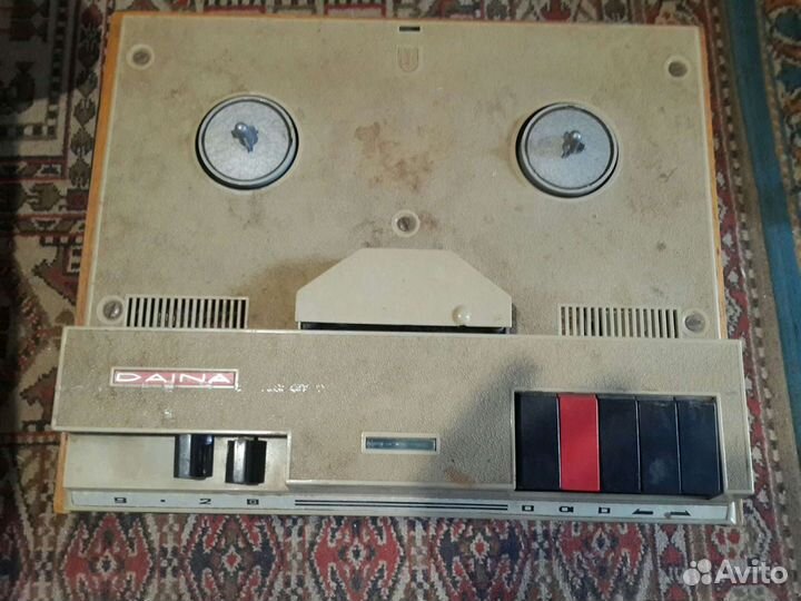 Катушечный магнитофон