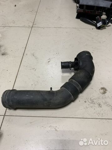 Патрубок воздушного фильтра Skoda Octavia A5