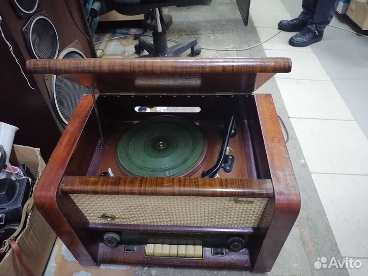 Радиола Муромец рабочий (ч)