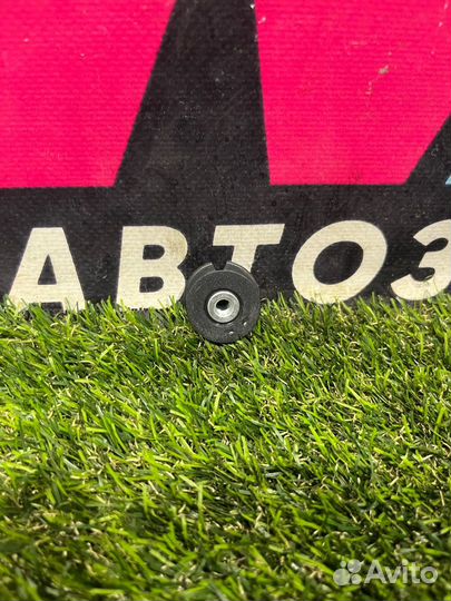 Обшивка отсека багажника Ford Mustang 6 S550 рест