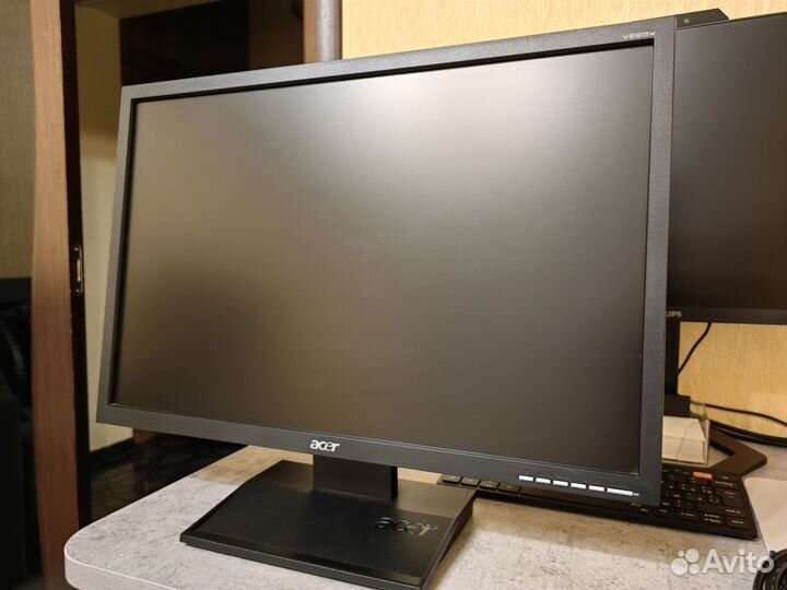 Монитор Acer V223W