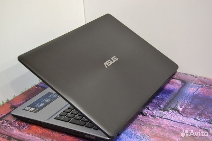 Ноутбук Asus / Core i7 / SSD + HDD / RAM 8Gb