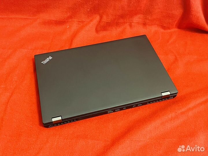 Lenovo ThinkPad P52