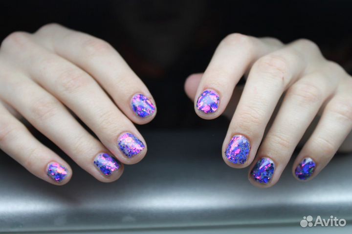 Модель на маникюр