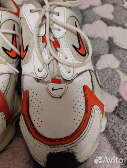 Кроссовки Nike