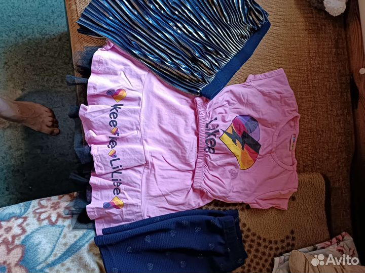 Вещи пакетом на девочку 122-128