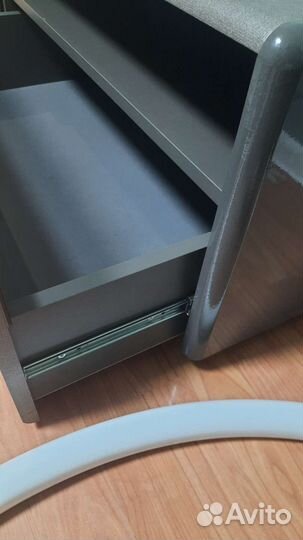 Тумба под телевизор