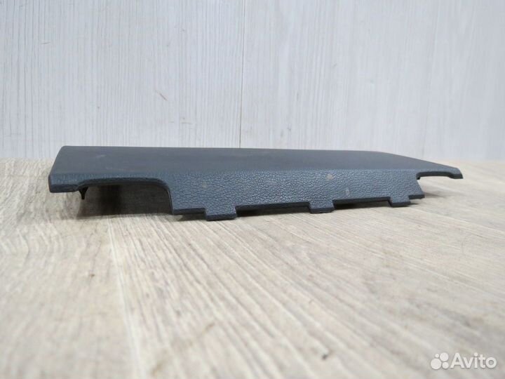 Крышка блока предохранителей Volkswagen Polo