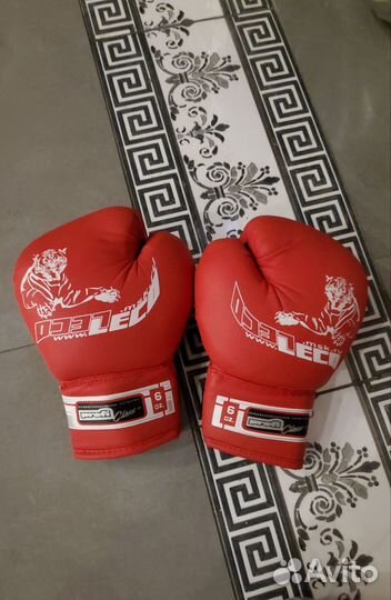 Боксерские перчатки leco 7-10 лет
