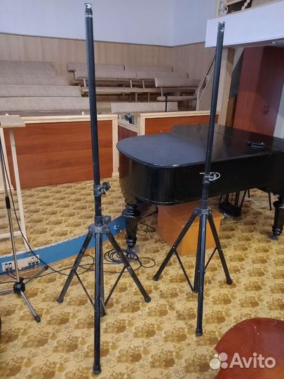 Стойки для колонок