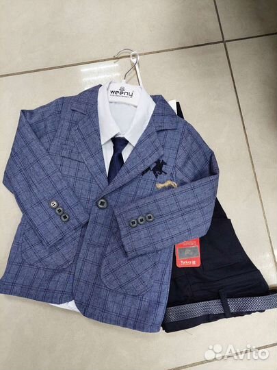 Тройка с пиджакомНовые