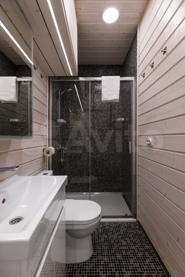 Коттедж 67 м² на участке 9 сот.