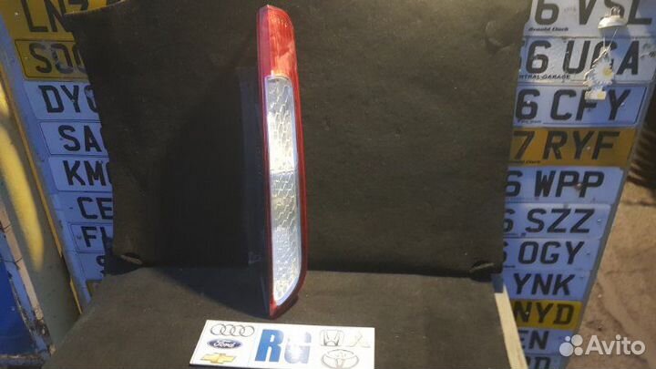 Фонарь правый Ford Focus 2 1.8 qqdb 2008