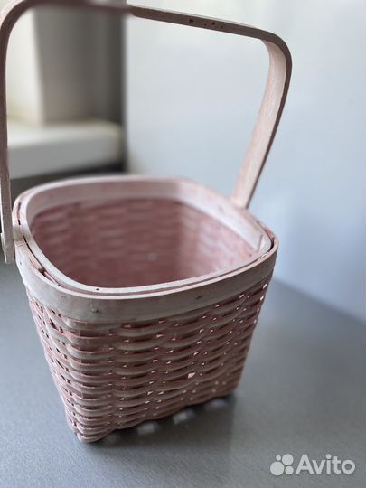 Корзина плетеная
