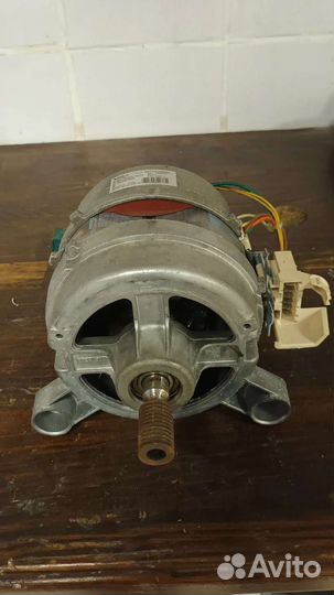 Двигататель стиральной машины Zanussi Electrolux