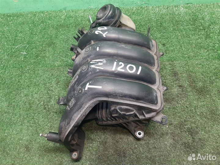 Коллектор впускной Toyota Verso R2 2009