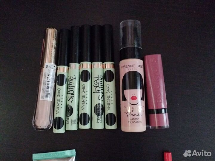 Матовая помада, консилер для лица, тональный крем