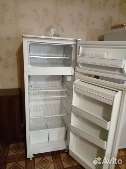 Холодильник атлант бу