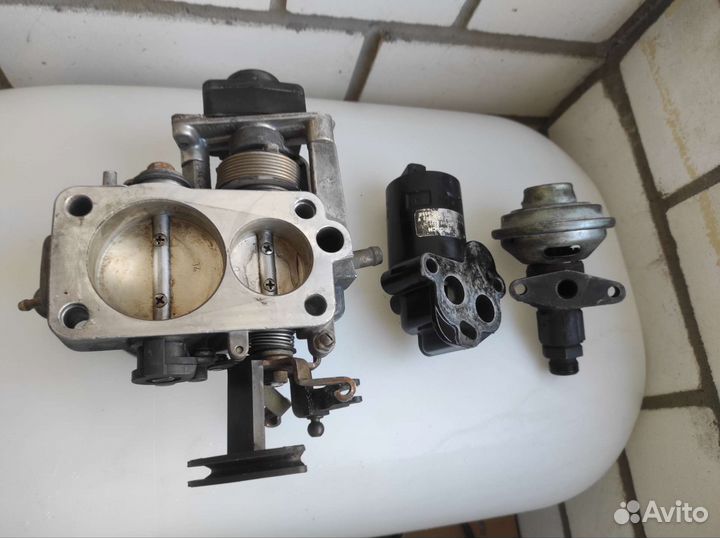 Дроссельная заслонка Ауди 100 2.8