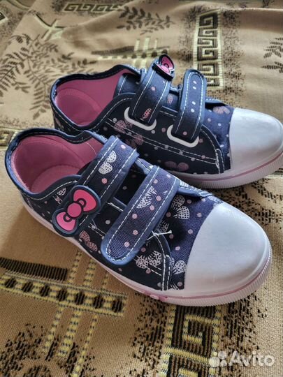 Кеды для девочки новые