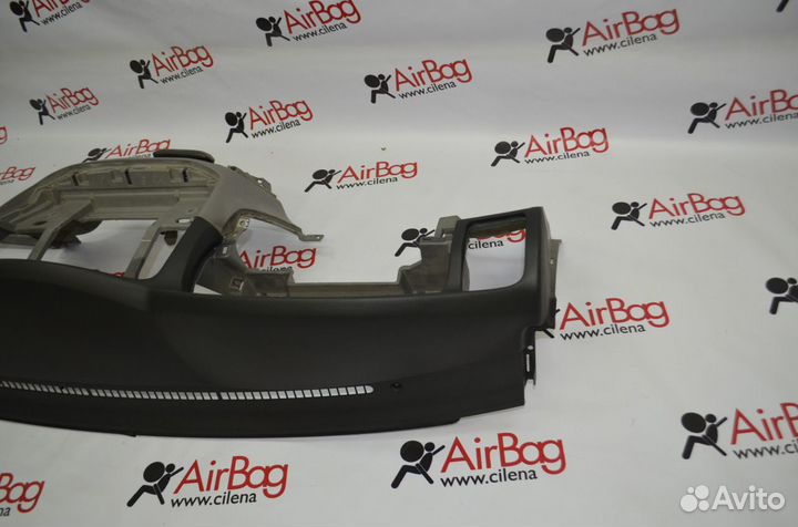 Торпедо панель приборов Toyota 100