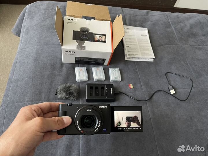Sony zv-1 фото видео камера экшен (блогерская)