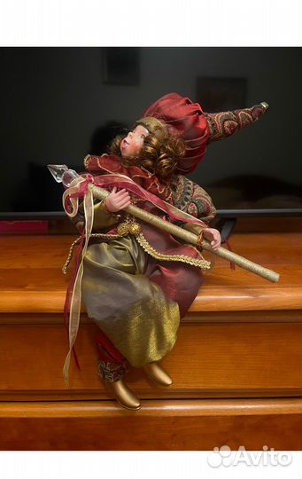 Интерьерная кукла музыкальная