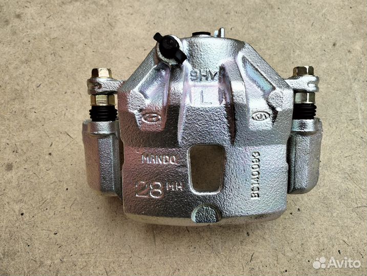 Суппорт передний левый Sonata V (NF), Grandeur IV