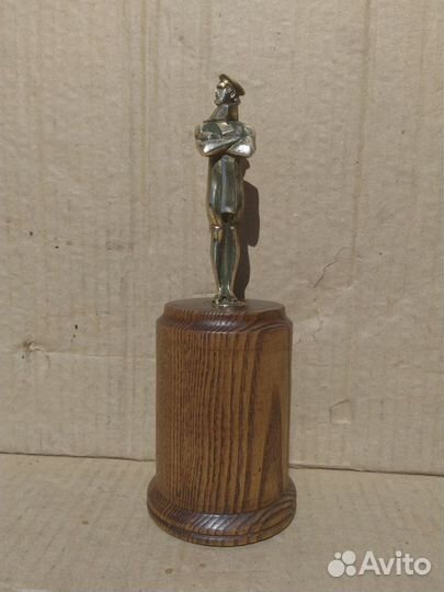 Статуэтка Золотой Остап